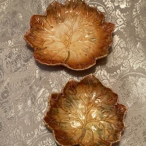 Vintage JWillfred cabbage leaf serving plates,beautiful fall colors.EUC Set of 2